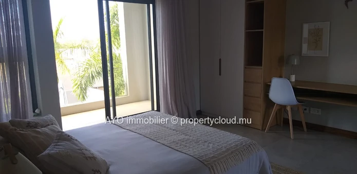 Beautifully furnished 3 bedroom villa with pool