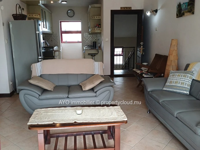 Residential compound- 3 bedrooms apartment with common pool in Mon Choisy