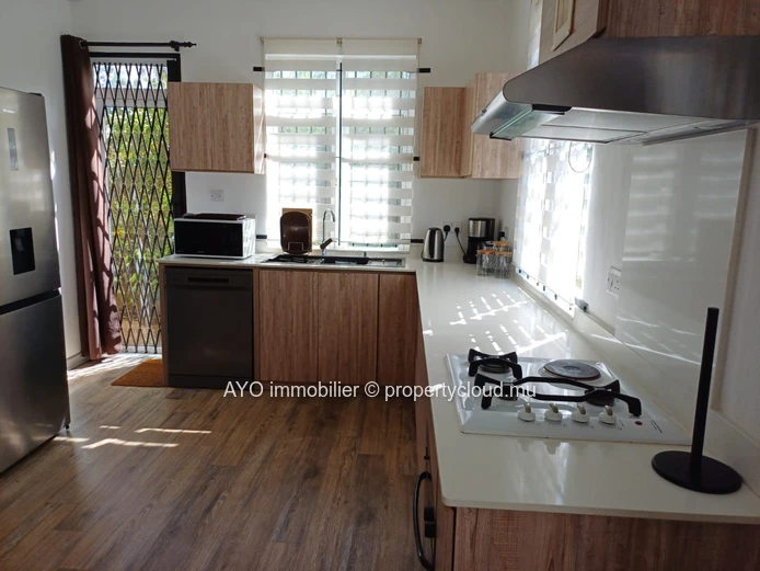 4 bedrooms townhouse with common pool in Grand Bay center