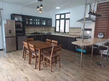 4 Bedroom Villa