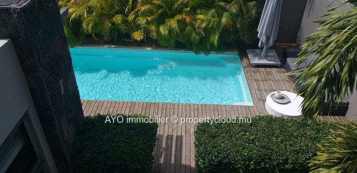 Beautifully furnished 3 bedroom villa with pool