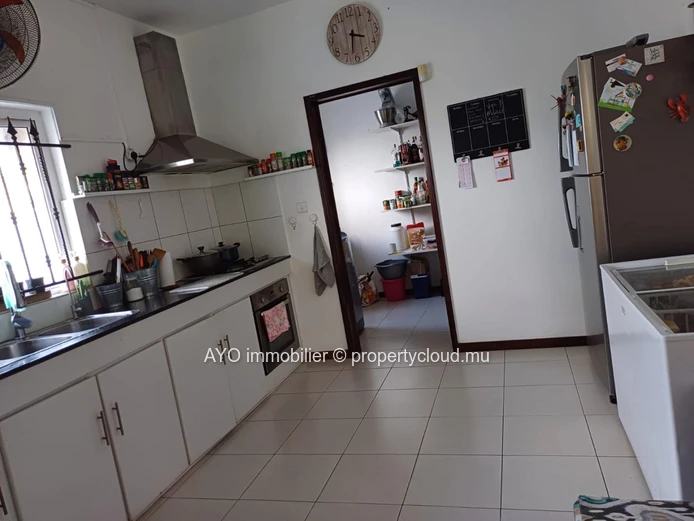 Exceptional offer - Beautiful 4 bedrooms house with garden and pool in Pereybere