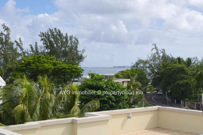 High standard 3 beds penthouse in Trou aux Biches